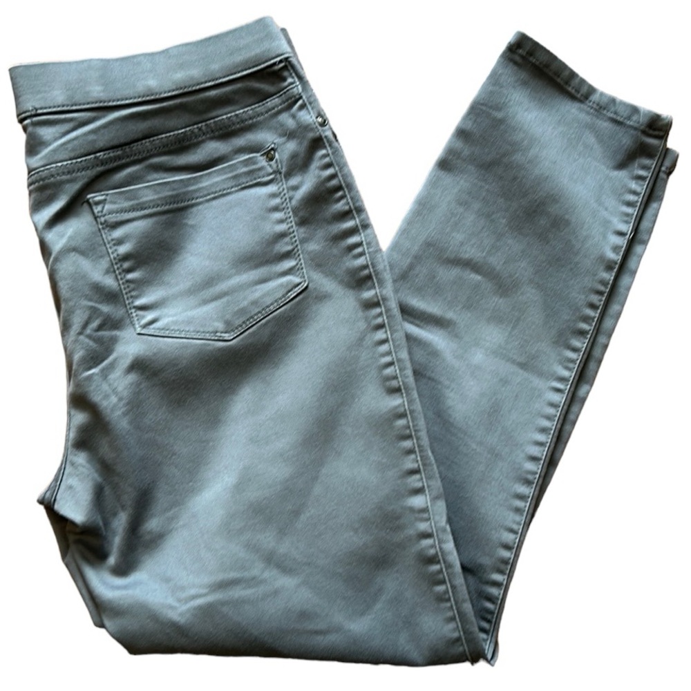 Faded Glory Women’s pull-on‎ pants grey stretch size 12